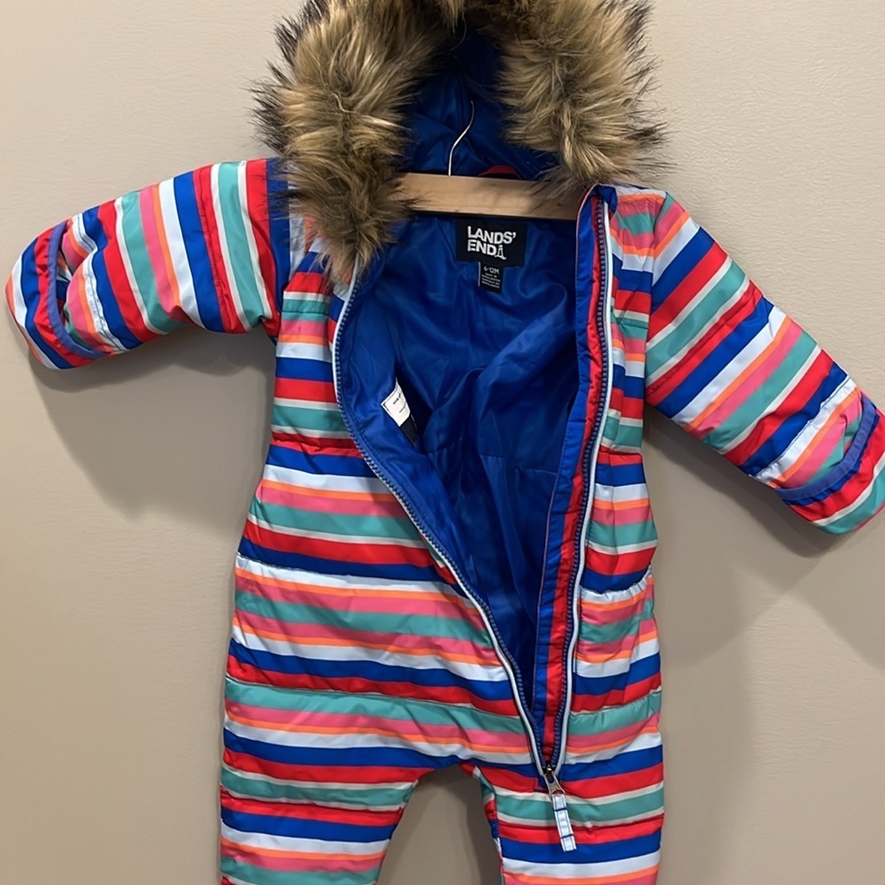 Land’s End Snowsuit with Faux Fur Trim Size 6-12 Months - Picture 2 of 10